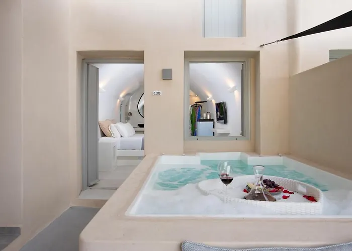 Blackrock Aparthotel 4*