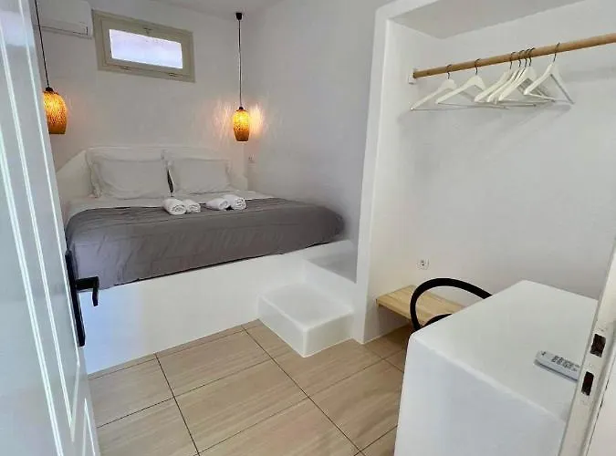 Aparthotel Blackrock Karterados (Santorini)