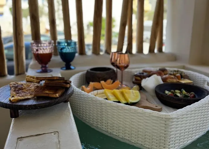 Blackrock Aparthotel 4*