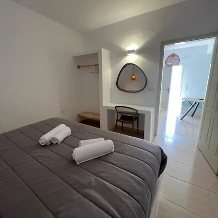 Blackrock Aparthotel