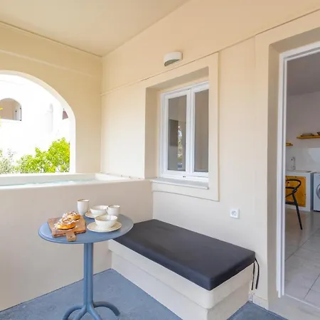 Blackrock Aparthotel *