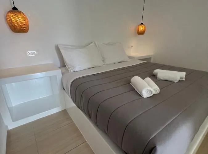 Aparthotel Blackrock Karterados (Santorini)